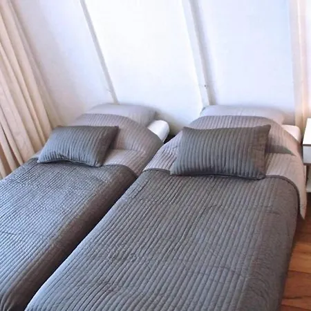 Stylish Canalhouse B *