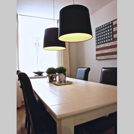 Stylish Canalhouse B Daire *