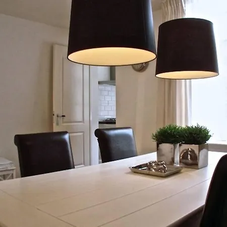 Stylish Canalhouse B Apartment
