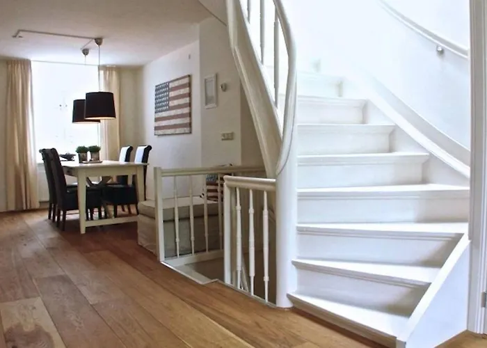 Daire Stylish Canalhouse B *