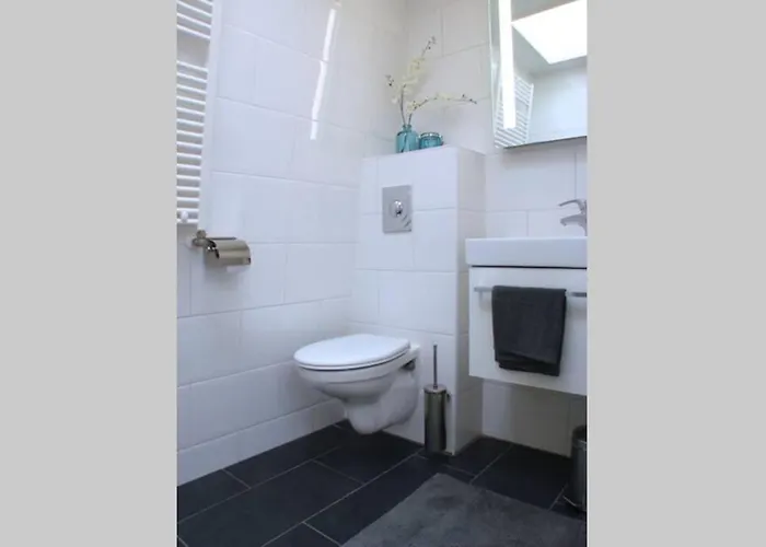 Stylish Canalhouse B Daire *